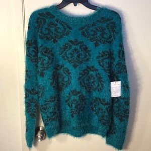 TEAL AND BLACK CREW NECK FUZZY (EYELASH) SWEATER